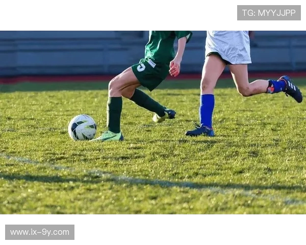 千万不要喜欢足球选手，否则你可能会经历意想不到的心情起伏与困扰